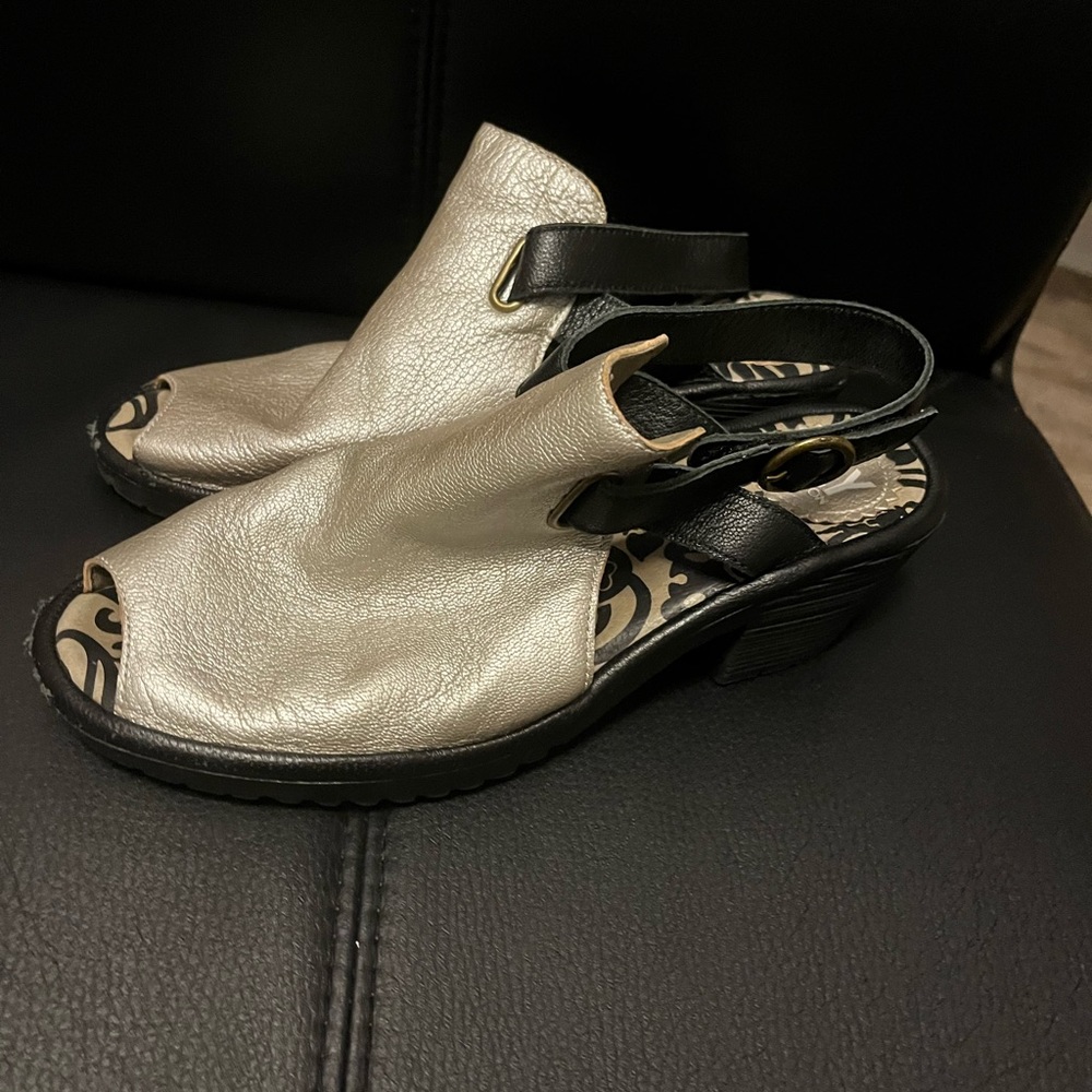 Fly London Beige and Black Peep-Toe Slingback Sandal - Picture 2 of 7